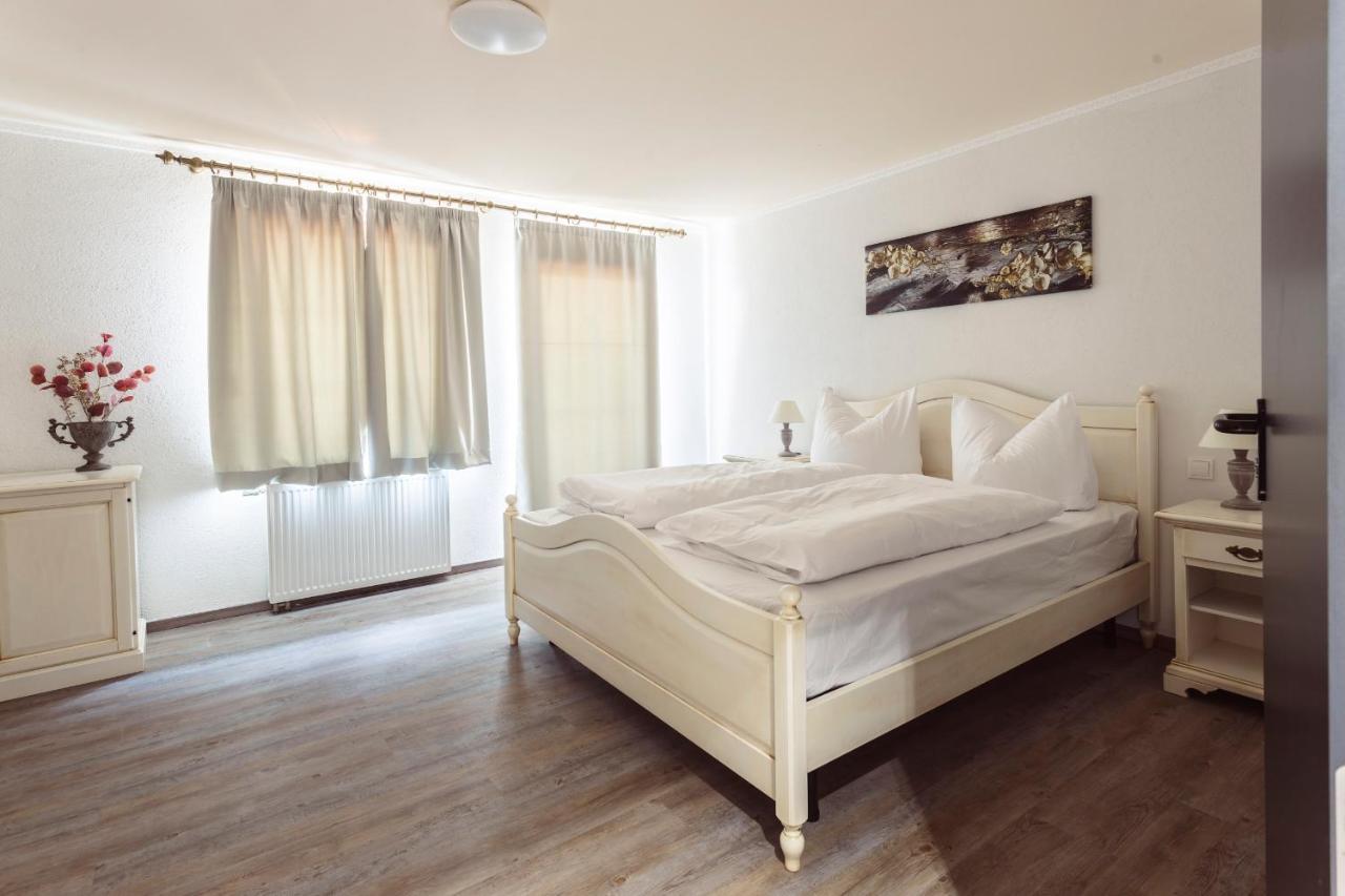 Hotel Roma Kehl Buitenkant foto